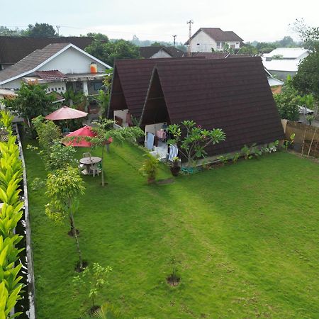 D' Carasti Bungalow Masbagik Luaran gambar