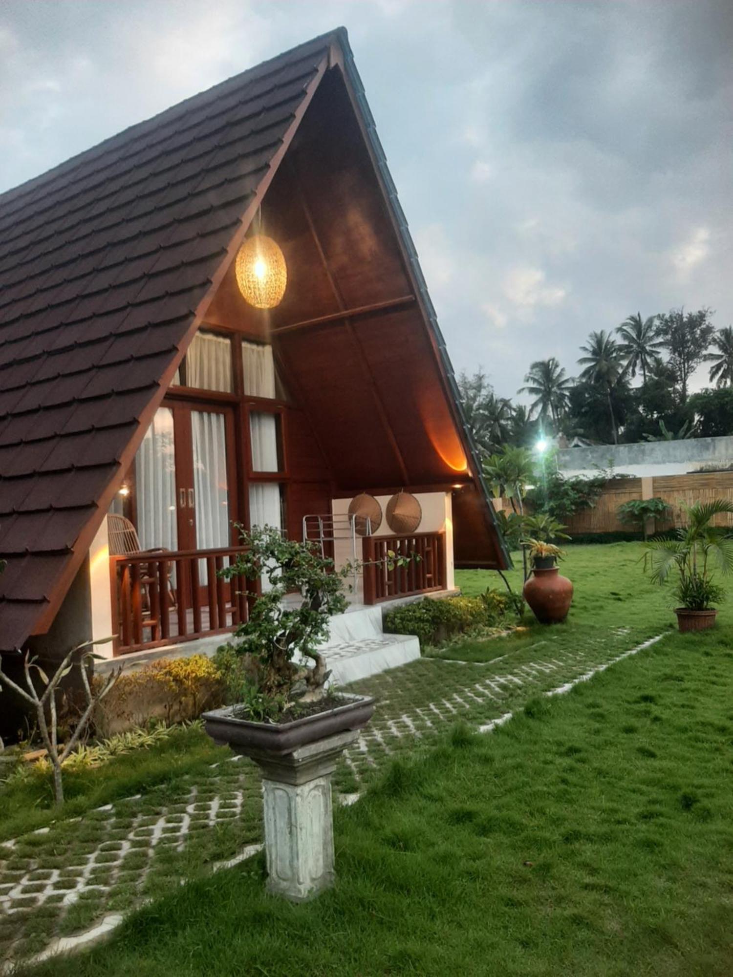 D' Carasti Bungalow Masbagik Luaran gambar