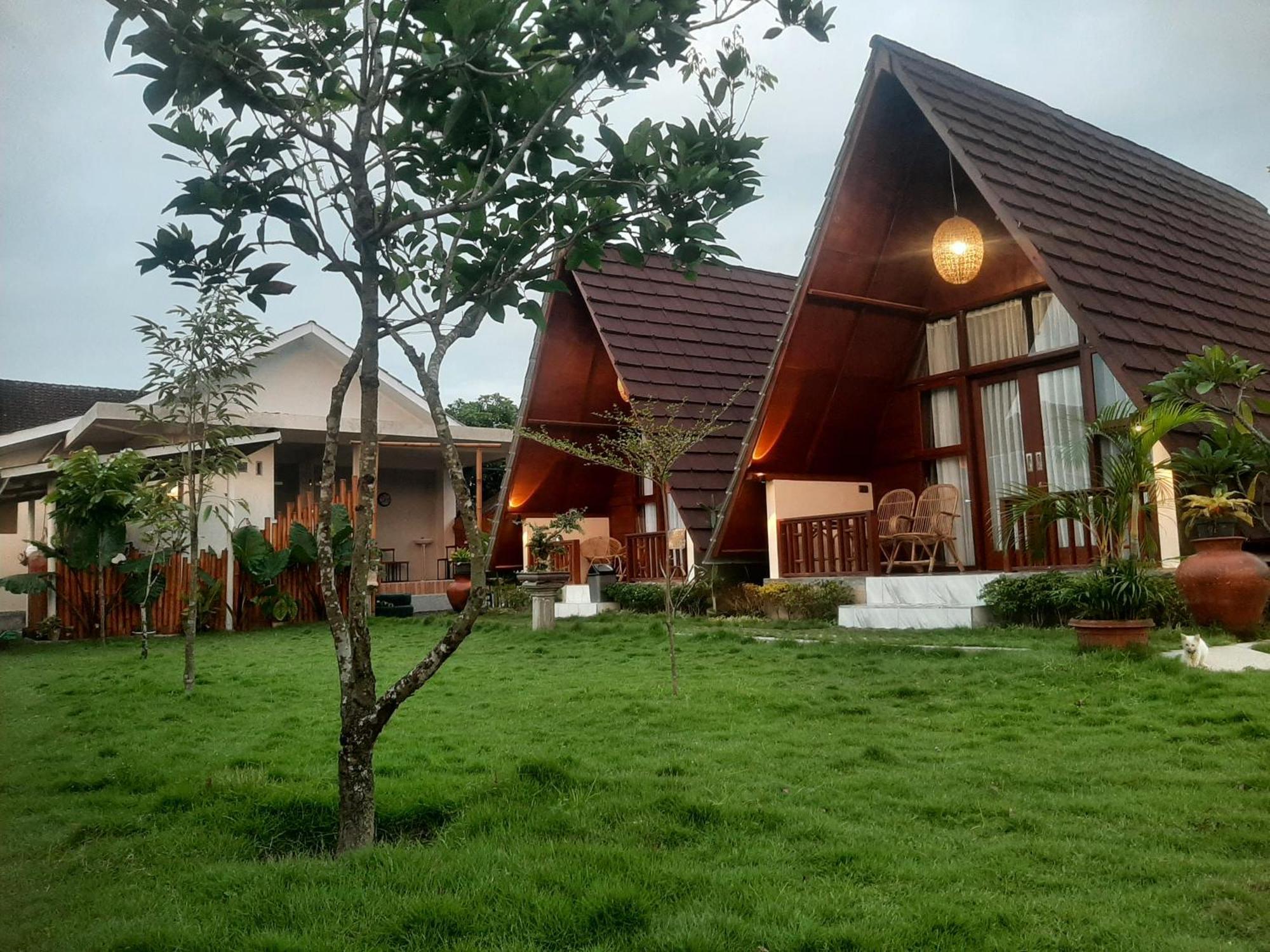 D' Carasti Bungalow Masbagik Luaran gambar