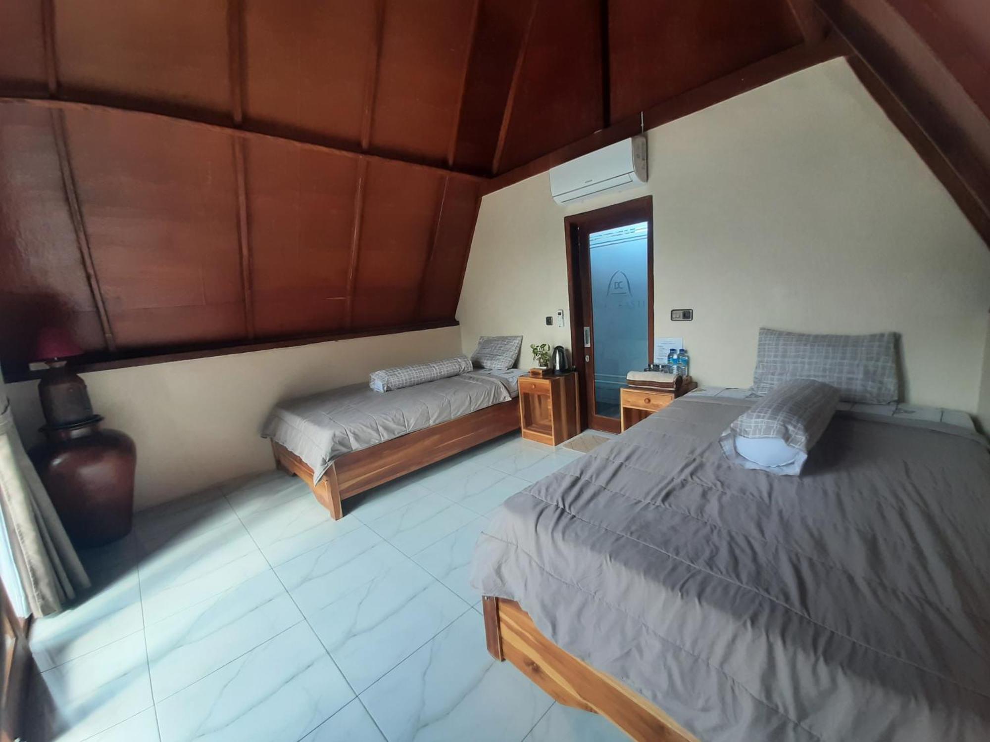 D' Carasti Bungalow Masbagik Bilik gambar